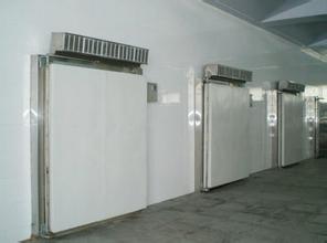 低溫冷庫(kù)門(mén)安裝管理